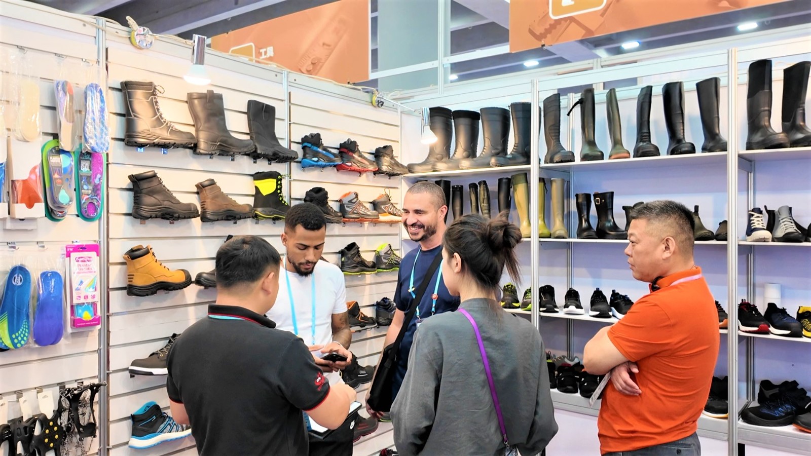 勞保鞋具.jpg 勞保鞋具.jpg